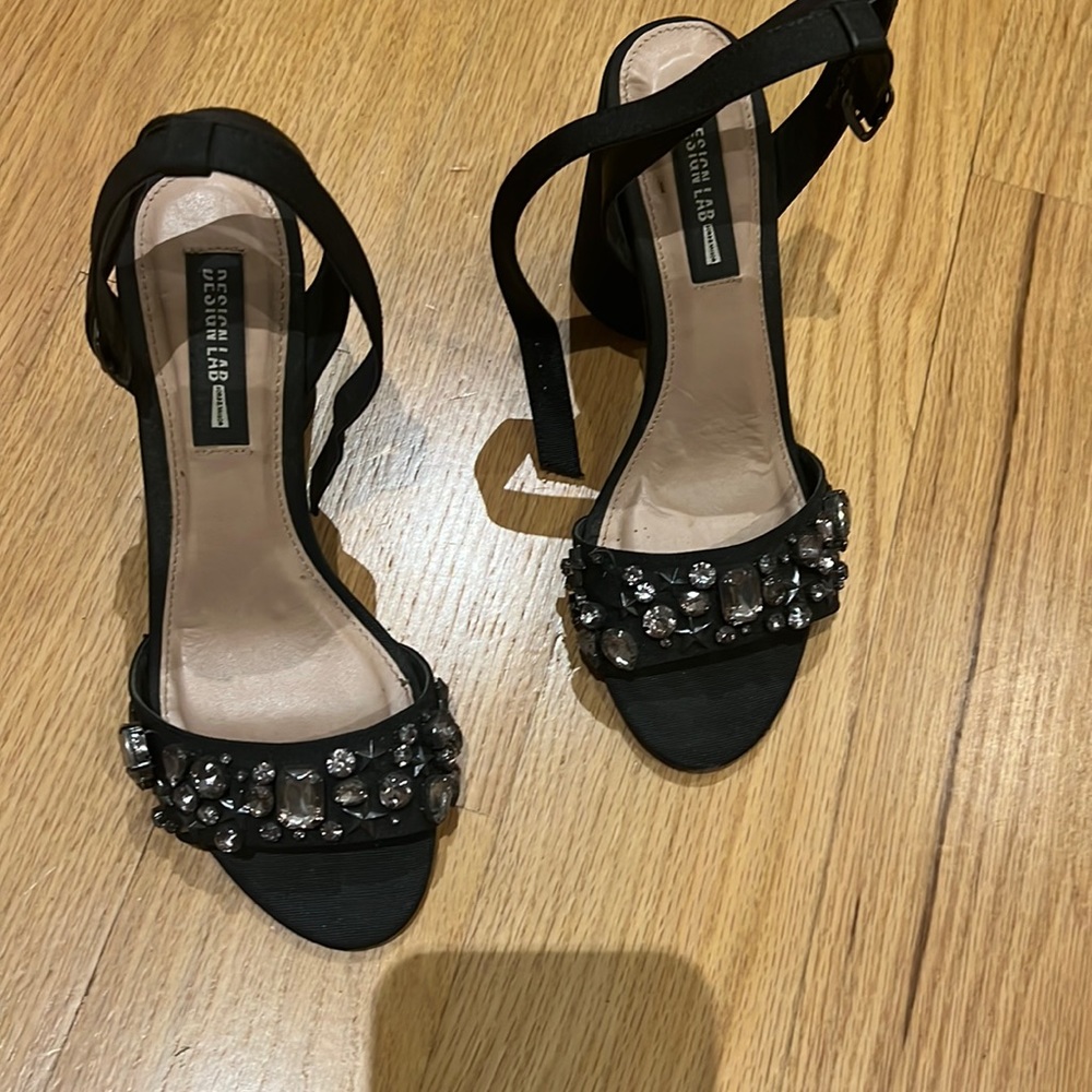 Very cute heels with embellishment detailing in the front